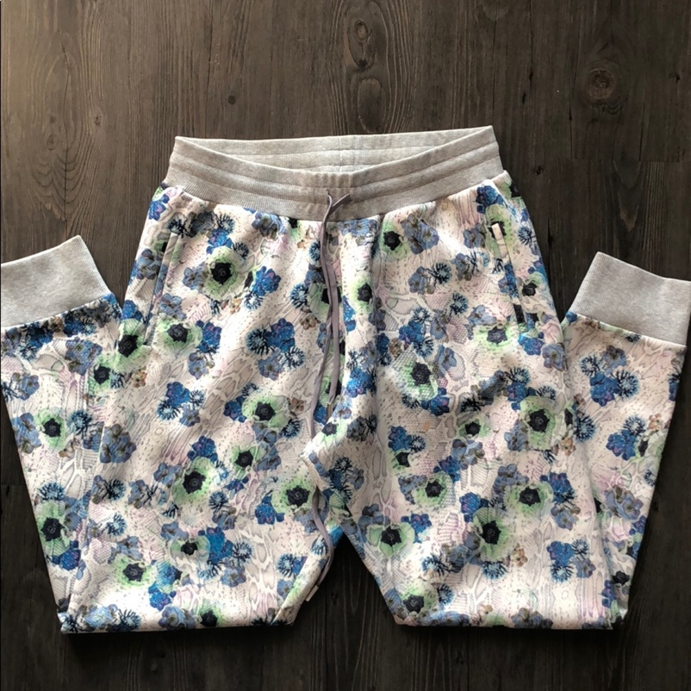 Whitney Eve floral joggers